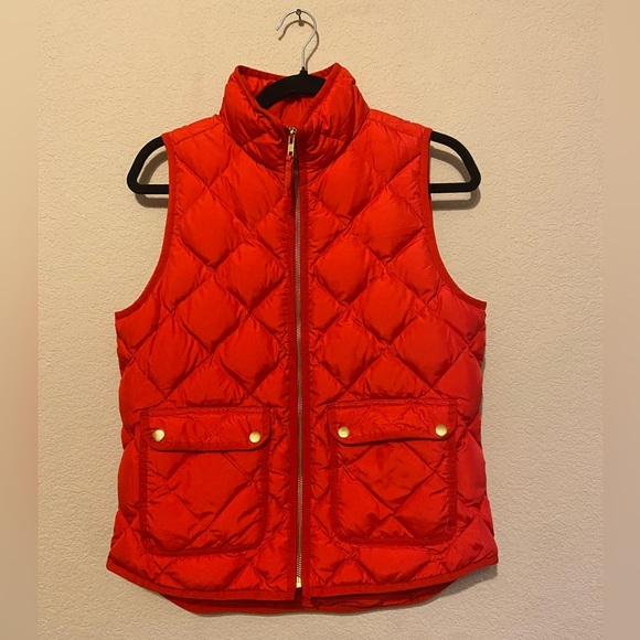 EUC J. Crew Womens Down Puffer Quilted Jacket Excursion Vest Red Small - Picture 1 of 4